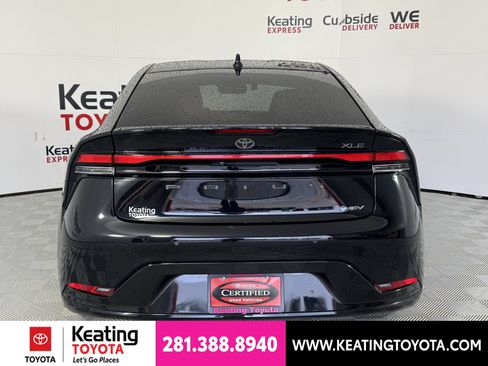 Certified 2024 Toyota Prius XLE FWD image 7