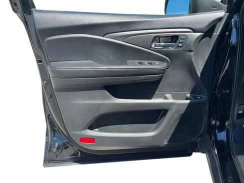 Used 2023 Honda Ridgeline RTL image 11