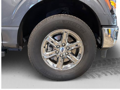 Used 2025 Ford F150 XLT w/ Equipment Group 301A Standard AWD/4WD image 53