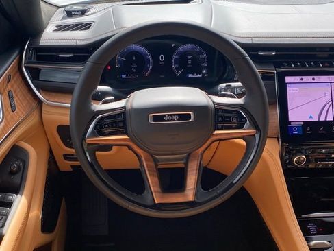 New 2025 Jeep Grand Cherokee Summit AWD/4WD image 39