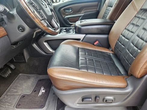 Used 2018 Nissan Titan Platinum Reserve w/ Platinum Utility Package AWD/4WD image 36
