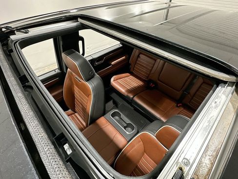 Used 2025 GMC Sierra 3500 Denali Ultimate image 23