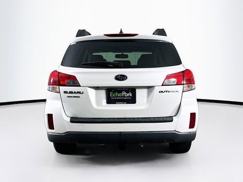 Used 2013 Subaru Outback 2.5i Limited AWD/4WD image 7