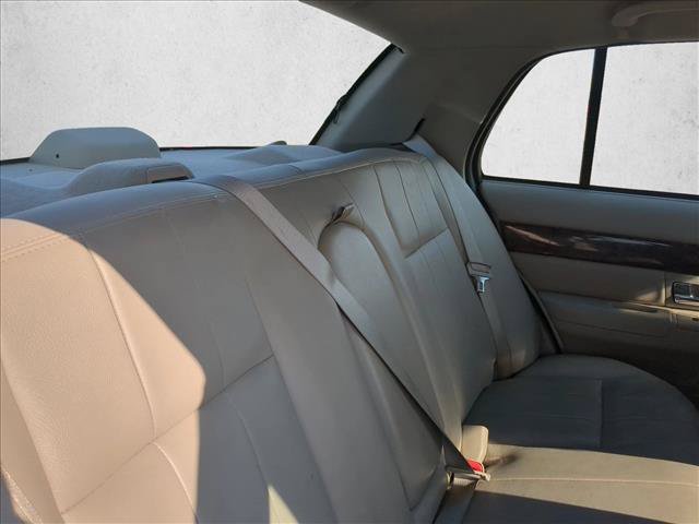 Used 2010 Mercury Grand Marquis LS RWD image 16