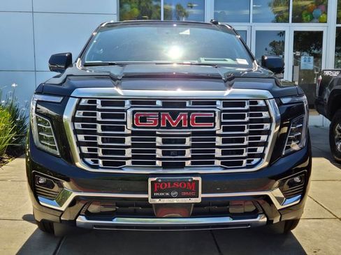 New 2026 GMC Yukon XL Denali w/ Denali Reserve Package AWD/4WD image 2