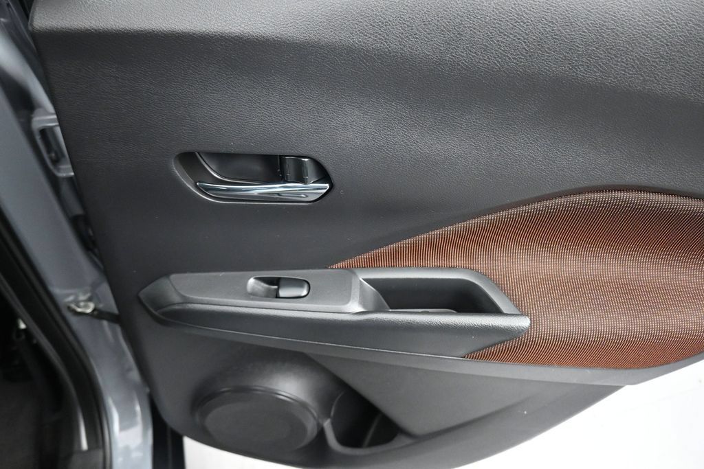 Used 2023 Nissan Kicks SR FWD image 35