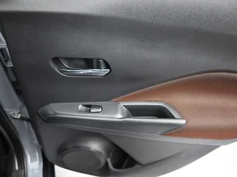 Used 2023 Nissan Kicks SR FWD image 35