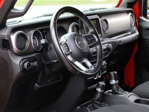 Used 2020 Jeep Gladiator Sport w/ Quick Order Package 24S image 5