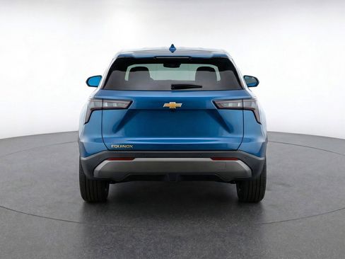 Used 2025 Chevrolet Equinox LT FWD image 7