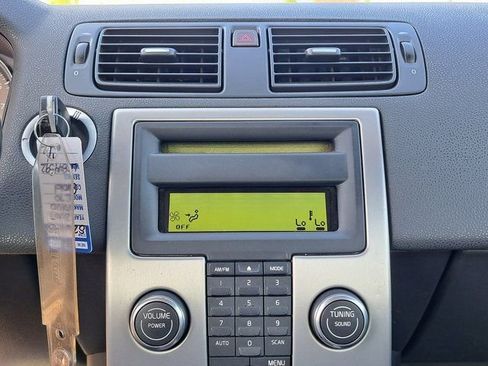 Used 2007 Volvo C70 T5 image 13