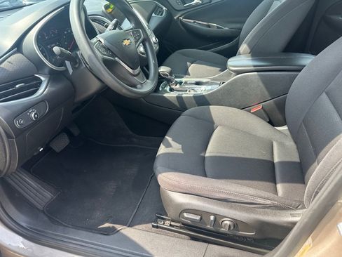 Used 2023 Chevrolet Malibu LT w/ Driver Confidence Package FWD image 11