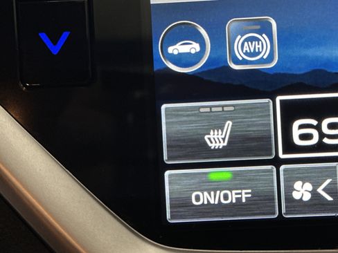 Used 2023 Subaru Ascent Limited w/ Technology Package AWD/4WD image 38