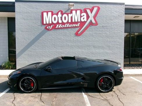 Used 2024 Chevrolet Corvette Stingray Coupe w/ 1LT RWD image 1