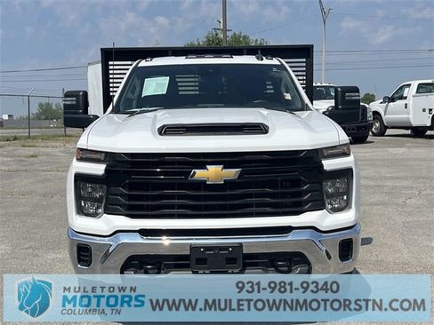 Used 2024 Chevrolet Silverado 3500 W/T w/ WT Convenience Package image 2