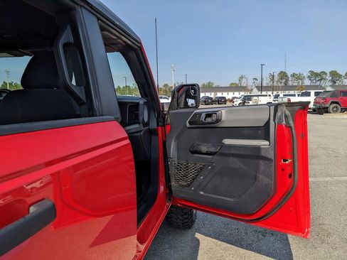 Used 2022 Ford Bronco Base image 51