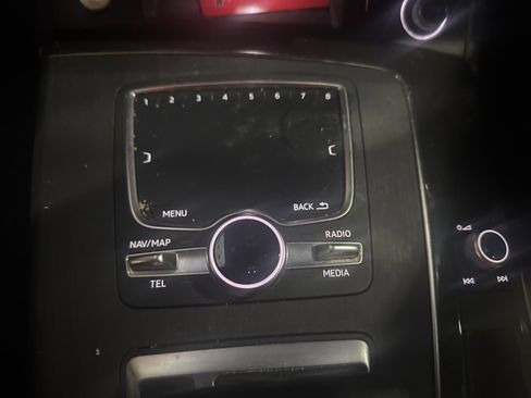 Used 2019 Audi Q5 2.0T Premium Plus w/ Premium Plus Package image 17