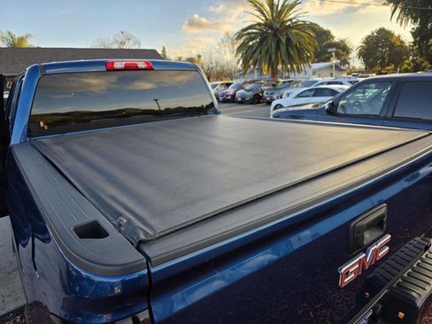 Used 2018 GMC Sierra 1500 SLE w/ SLE Value Package image 15