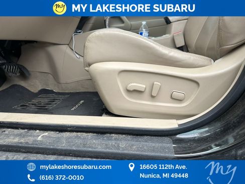 Used 2015 Nissan Rogue SL w/ SL Premium Package image 12