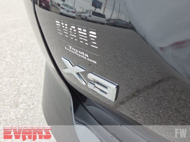 Used 2022 BMW X3 xDrive30i AWD/4WD image 4