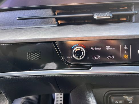 Used 2023 Kia Sportage X-Pro Prestige image 32