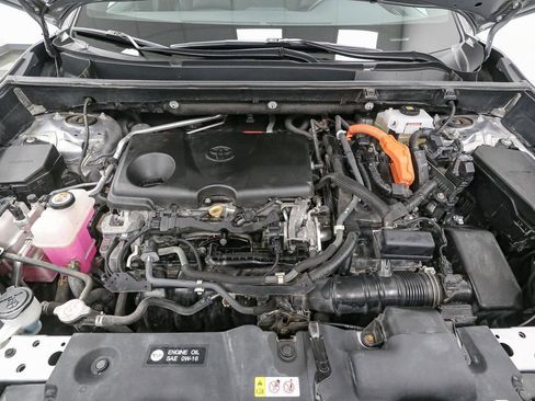 Used 2019 Toyota RAV4 XSE w/ Carpet Mat Package AWD/4WD image 14