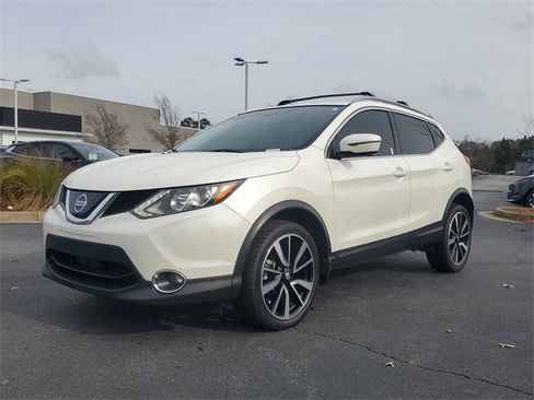 Used 2018 Nissan Rogue Sport SL image 32