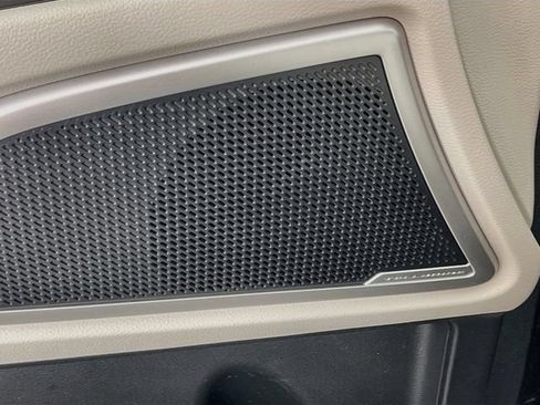 Used 2021 Kia Telluride EX w/ EX Premium Package FWD image 20