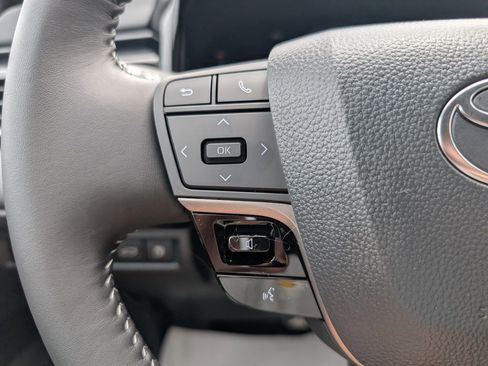 New 2026 Toyota Camry SE FWD image 21