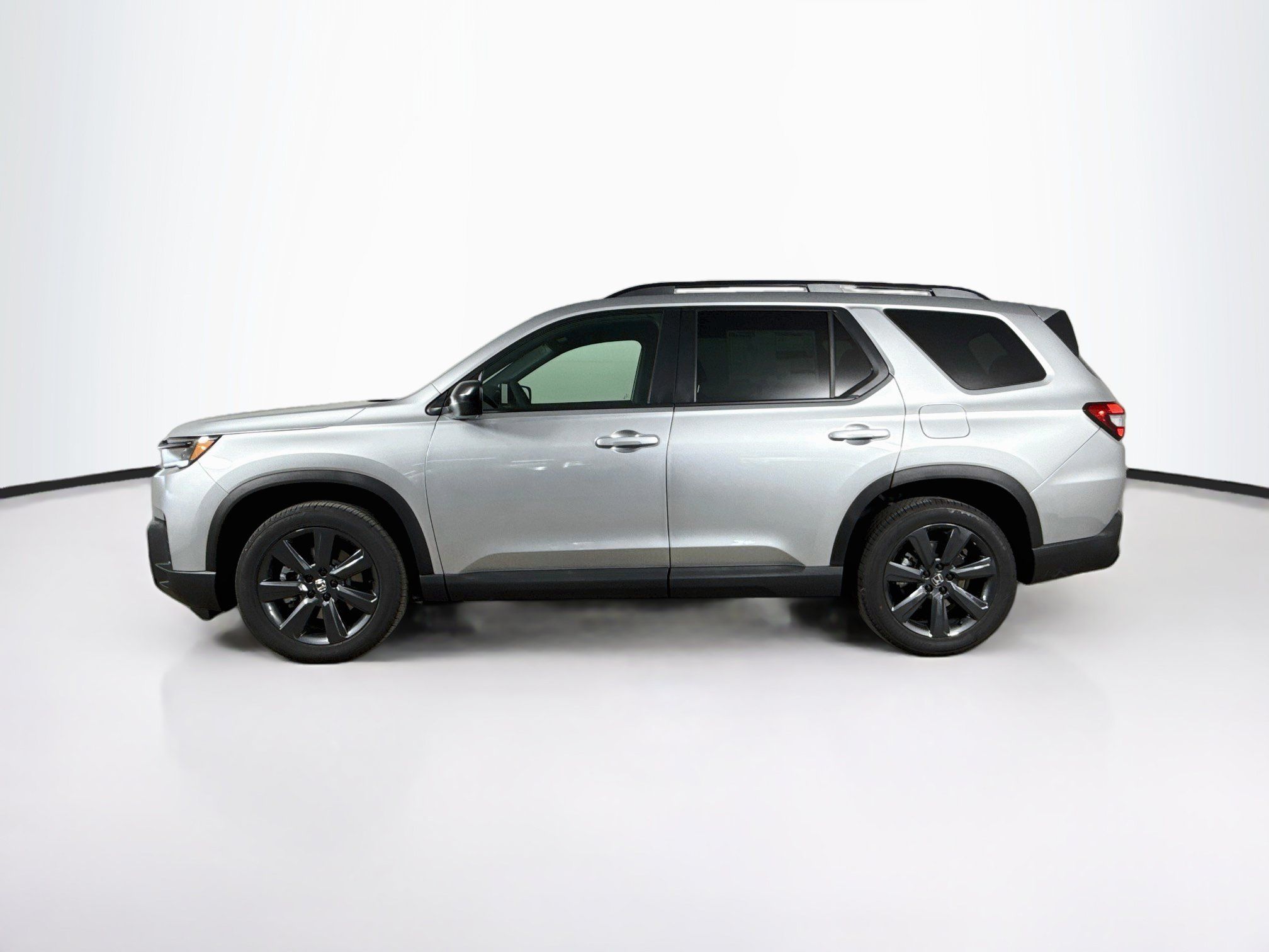 New 2026 Honda Pilot Sport image 7