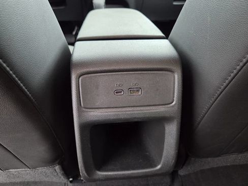 Used 2025 Chevrolet Trax LT w/ Driver Confidence Package FWD image 16