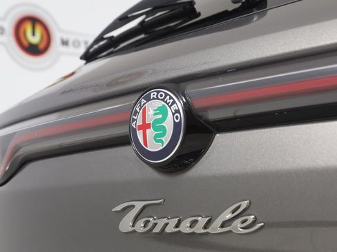 Used 2024 Alfa Romeo Tonale Veloce AWD/4WD image 48