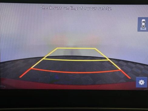 Used 2023 Hyundai Elantra SEL w/ Winter Weather Package FWD image 16