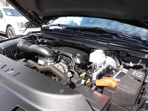 Used 2022 RAM 1500 Laramie AWD/4WD image 70