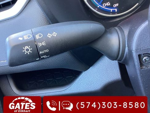 Used 2025 Toyota RAV4 XLE image 22