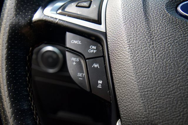 Certified 2020 Ford Edge ST w/ Cold Weather Package AWD/4WD image 19
