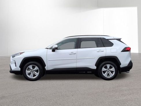 Certified 2021 Toyota RAV4 XLE w/ Convenience Package AWD/4WD image 11