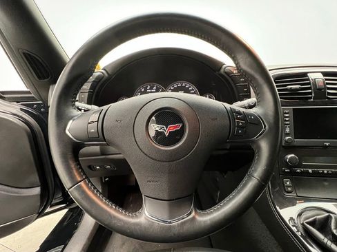 Used 2013 Chevrolet Corvette 427 w/ 1SB Preferred Equipment Group image 20