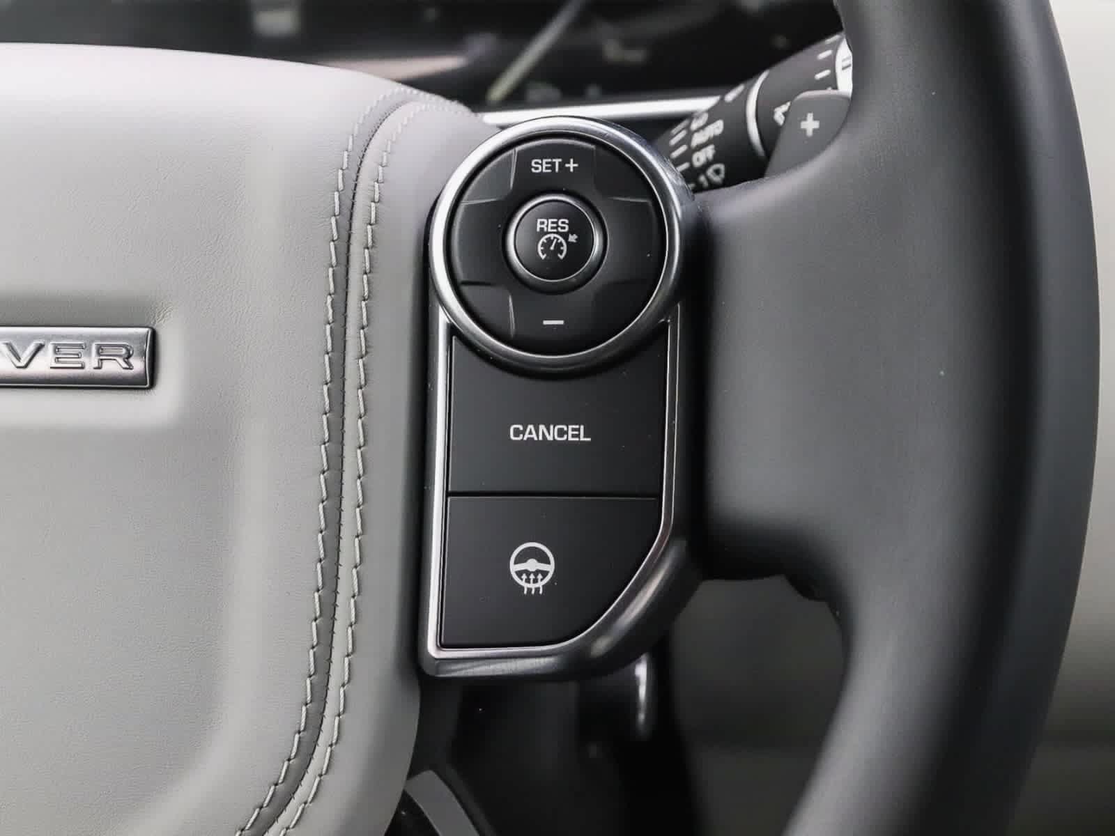 Used 2016 Land Rover Range Rover HSE AWD/4WD image 23