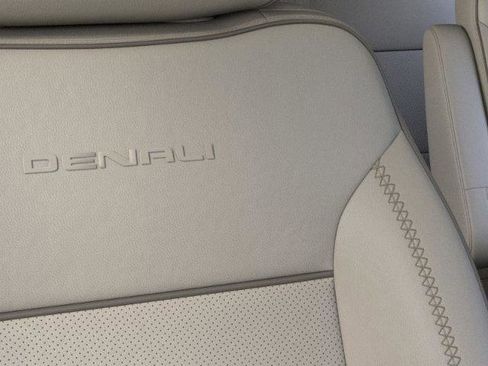 New 2026 GMC Yukon XL Denali w/ Denali Reserve Package image 21