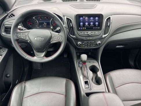 Used 2024 Chevrolet Equinox RS w/ RS Leather Package image 11
