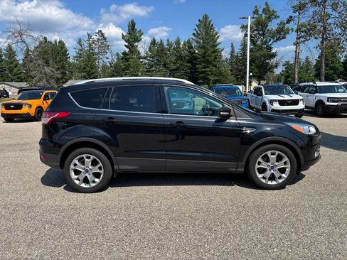 Used 2014 Ford Escape Titanium AWD/4WD image 2