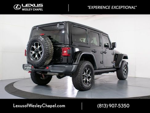 Used 2019 Jeep Wrangler Unlimited Rubicon AWD/4WD image 6