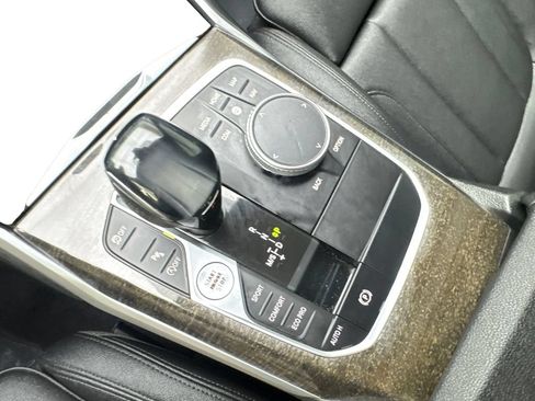 Used 2021 BMW 330i xDrive Sedan w/ Driving Assistance Package AWD/4WD image 71