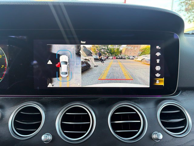 Used 2022 Mercedes-Benz E 350 Sedan image 17