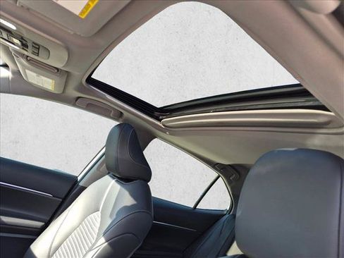 Certified 2024 Toyota Camry SE FWD image 14