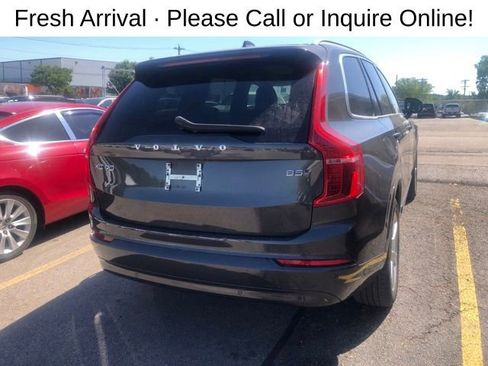 Used 2023 Volvo XC90 B5 Core AWD/4WD image 4