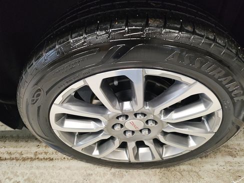 Used 2022 GMC Acadia Denali w/ Denali Ultimate Package image 21