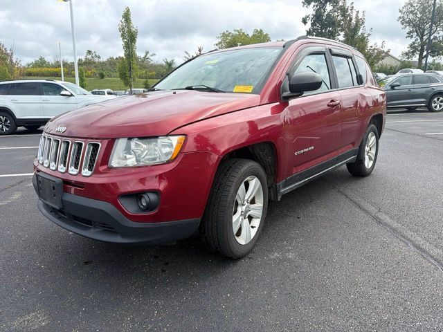 Used 2013 Jeep Compass Sport FWD image 1