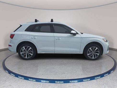 Certified 2023 Audi Q5 2.0T Premium Plus w/ Premium Plus Package AWD/4WD image 5