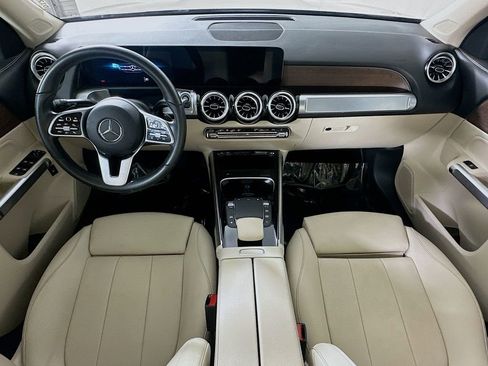 Used 2023 Mercedes-Benz GLB 250 image 16